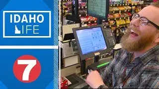 Idaho Life: Albertson's worker brings cheer to the checkout line