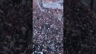 Kendrick Lamar performing 