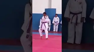 Clube dos 4 formando atletas de verdade.  Inscreva-se para acompanhar. #karate #martialarts Jion