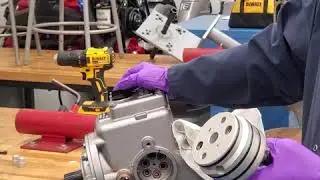 Volvo Penta IPS 1 hydraulic pump removal