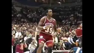 Ahmad Rashad Plays for 76ers, Drills Jumper