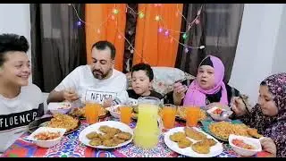 فطار سادس يوم رمضان رمز جلال نجم اليوتيوب للاسف مش عارفين نشوفك يارامز 🤣🤣🤣🤣🤣