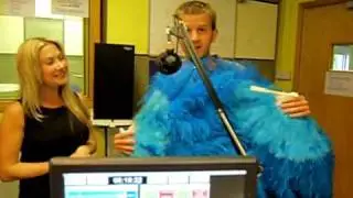 Michael Coombes does Burlesque !!!