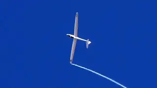 EAA AirVenture 2025 - USAFA Glider Demonstration