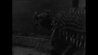 The Death of Anguirus - Sound Design Comparison (German clip is accidentally out of sync BTW)