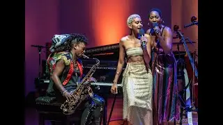 Soul Women Unite (Judi Jackson, Carleen Anderson, YolanDa Brown, Terri Walker) - Like a Fool