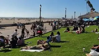 California dreamin' at PCH & Main St.: Huntington Beach's Pier Plaza after the Pacific Airshow