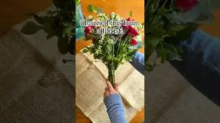 Easy burlap bouquet wrapping technique! #bouquet #craft