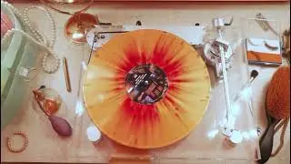 Audio Keeper | The Life of a Showgirl on Vinyl - Taylor Swift + Transparent Turntable Experience