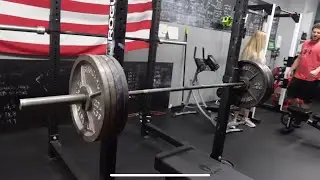Heavy Bench w/ JG & @BOTAJELL ... 5 Weeks Out!!!