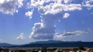 Cloud formation over the sea / funny time lapse 