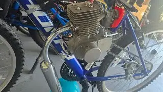 100cc motorized bike kit putting it together! Harder than I thought