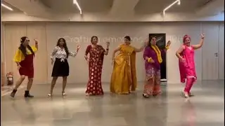 70s Bollywood Retro Dance Performance By Girls 🥰💃