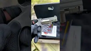 Unboxing NAA Sentinel micro revolver