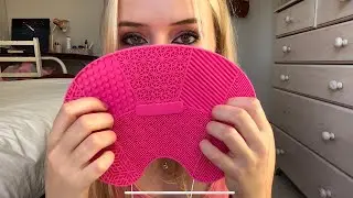ASMR💕Pink Triggers💕 [No talking with brown noise]