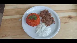 Gyros vom Kamado auf dem Drehspie&szlig; gemacht