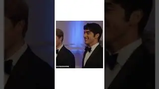 Alex reuniting with his baby, Henry🥹 #alex #nicholasgalitzine  #redwhiteandroyalblue #netflixmovies
