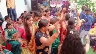 बारात।।भतकंडाई से ढिस्वाणी।।पहाड़ी डांस।। भरोसी मिलन बैंड थापला।।