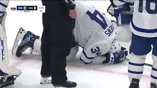 Auston Matthews down after blocking a shot in the right knee