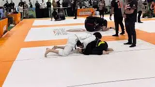 Second ever fight first ever bjj tournament white belt 135lbs (Grappling industries Boston)