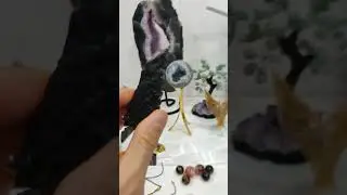 Recebemos uma nova encomenda de pedras e cristais 😯