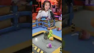 Fuslie FIGHTS Bananabrea