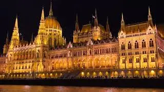 NIGHT DINNER CRUISE ON THE DANUBE RIVER - BUDAPEST, HUNGARY