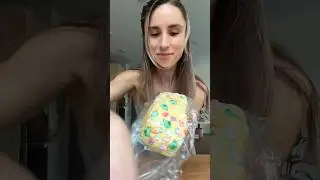 Сэндвич-мороженое с печеньем на закваске Lucky Charm 🍀🌈 С Днём Святого Патрика! #мороженое #печен...