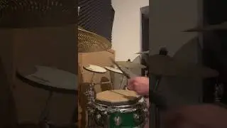 Rolls And Licks!