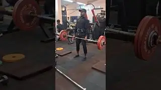 125 kg dead #fitnessaddict #motivation #gymatitude #gymadict #gymbro
