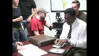 SILO BTS - Blocking Ernie on office meeting