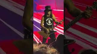 Guns N&rsquo; Roses Istanbul 2025&ndash;Axl Rose Dances Through &ldquo;Down On The Farm&rdquo;(Short #63|by @AlicanVibe )
