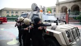 Security forces and commandos deployed in front of Vidhan Bhavan for monsoon session&nbsp;Lucknow.