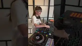 ENJOY MY NEW 3 DECKS MASHUP 🎶🥳💃 #dj #housemashup #remix #housedj #mashup #livemix #dance #djmix