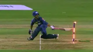 Ayush Badoni hits a six, then gets hit wicket immediately | IPL 2023 bizarre moment - RCB v LSG