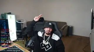 Capital Bra beantwortet Live Fragen (Twitch Highlight)