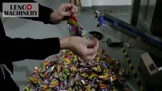 Automatic wrapped candies  filling packing machine  Vffs machine with multihead weigher for snacks