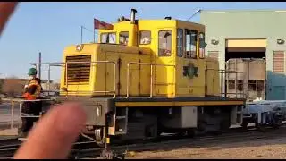 National Steel Car GE 45 Tonner with flatcars