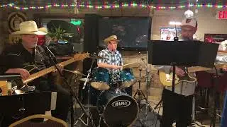 Odie And The Country Band (crystal chandelier)