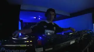 Diego Bandera set on Resilience ShowCase at 213studiouy