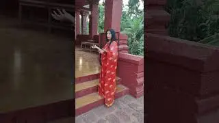 mandir chappal utar ke kyo jate hain.  our foot chakra gets stimulated by going barefoot in temple