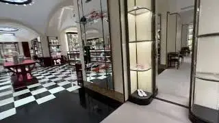 Prada in MILAN Spring Summer 22 Store Walk-Thru Handbags RTW Luggage! Channeling Luxury Designers