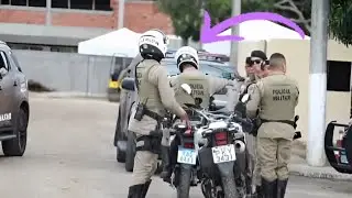 Assista e Julgue: Esse Policial Merece Ser Expulso Por Isso!
