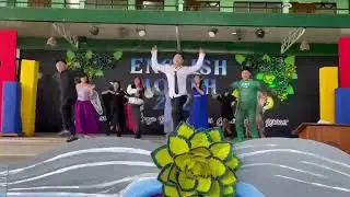 teacher's dance move #dance #character #teachers #trending