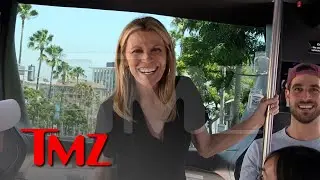 Vanna White Hops On TMZ Celebrity Tour Bus, Mum On 'Wheel Of Fortune' Future