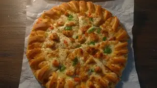 How to make crown pizza at home easily#baking #crown #pizza #pizzalover #food #recipe #foodlover 
