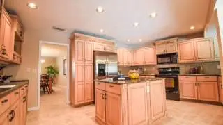 1706 Cape Bend Ave | Lake Magdalene | Tampa, FL 33613