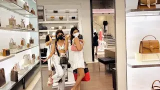 SHOPPING DAY IN SINGAPORE 😍🛍 Girls trip  | Ashi Khanna