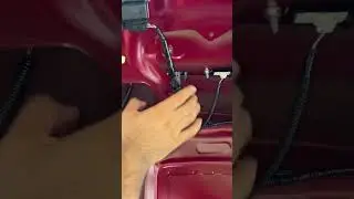 How to change license plate lights in a Toyota #radiationtech #cars #toyota #mechanic