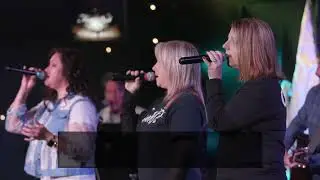 @janetmartinmusicSTL @SunRiseChurchOFallon O’ come to the Alter